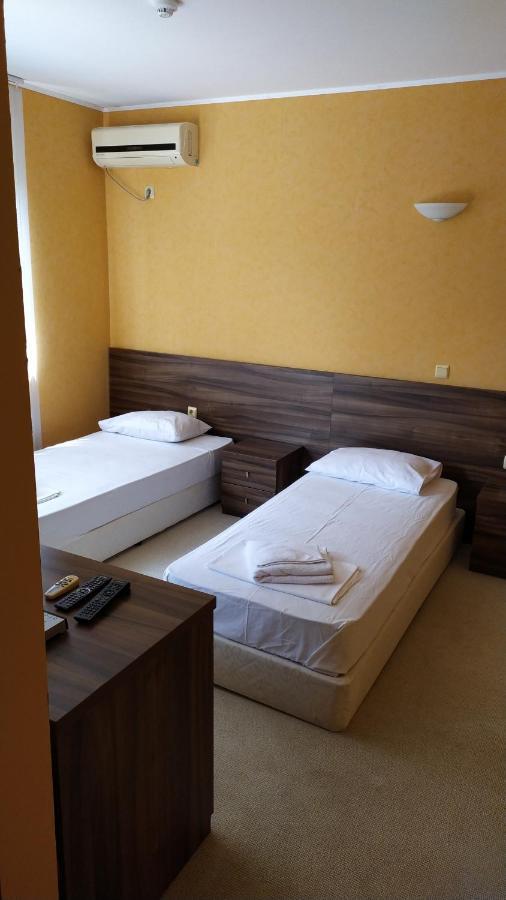 Paradise Bay Hotel Pomorie Exterior foto